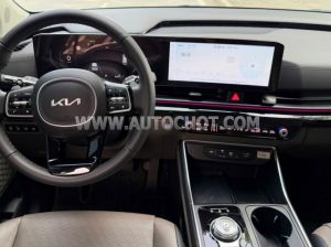 Xe Kia Carnival Premium 2.2D 8S 2024