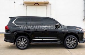 Xe Lexus LX 570 Super Sport 2021
