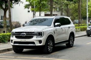 Xe Ford Everest Titanium Plus 2.0L 4x4 AT 2023