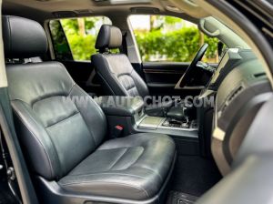 Xe Toyota Land Cruiser 4.6 V8 2019