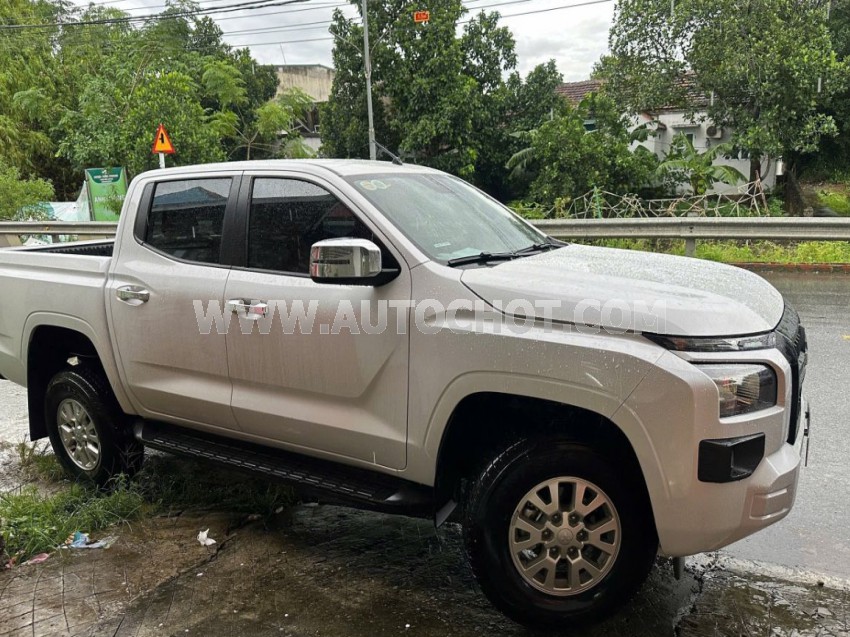 Mitsubishi Triton GLX 2WD AT 2025