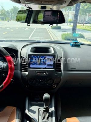 Xe Ford Ranger XLS 2.2L 4x2 AT 2017