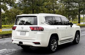 Xe Toyota Land Cruiser 3.5 V6 2021