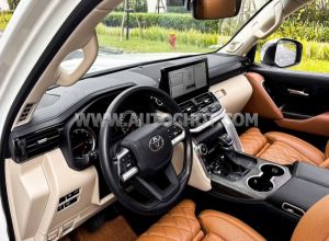 Xe Toyota Land Cruiser 3.5 V6 2021