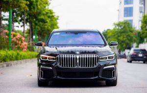 Xe BMW 7 Series 730Li M Sport 2020