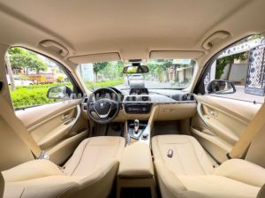 Xe BMW 3 Series 328i 2012