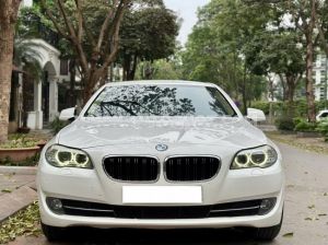 Xe BMW 5 Series 523i 2011