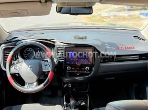 Xe Mitsubishi Outlander 2.0 CVT 2022