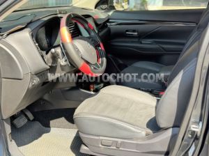 Xe Mitsubishi Outlander 2.0 CVT 2022