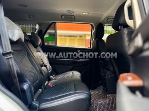 Xe Ford Everest Ambiente 2.0L 4x2 AT 2025