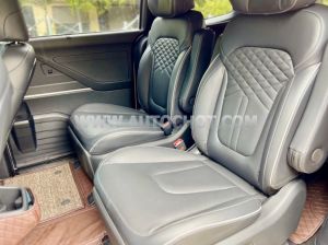 Xe Hyundai Custin Cao Cấp 2.0T 2024