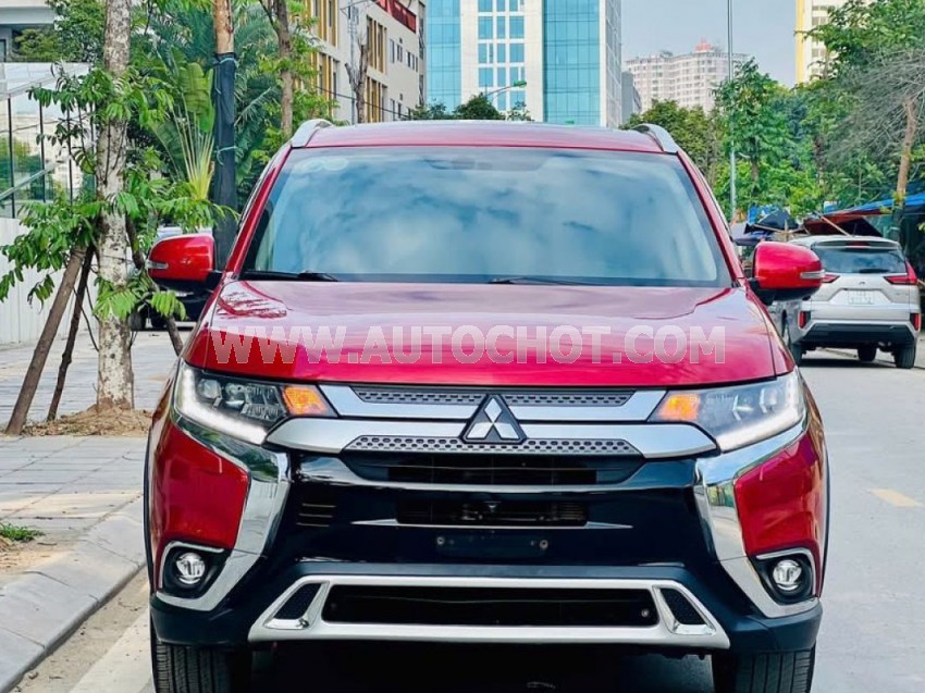 Mitsubishi Outlander 2.0 CVT Premium 2020