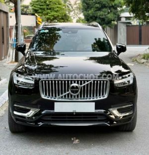 Xe Volvo XC90 Recharge T8 AWD 2021