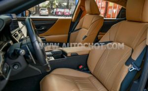 Xe Lexus ES 250 2022