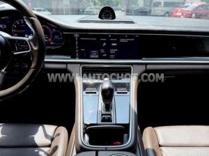 Xe Porsche Panamera 3.0 V6 2018