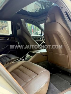 Xe Porsche Panamera 3.0 V6 2018