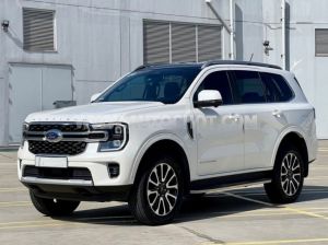 Xe Ford Everest Platinum 2.0L 4x4 AT 2025