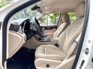Xe Mercedes Benz GLC 200 4Matic 2020