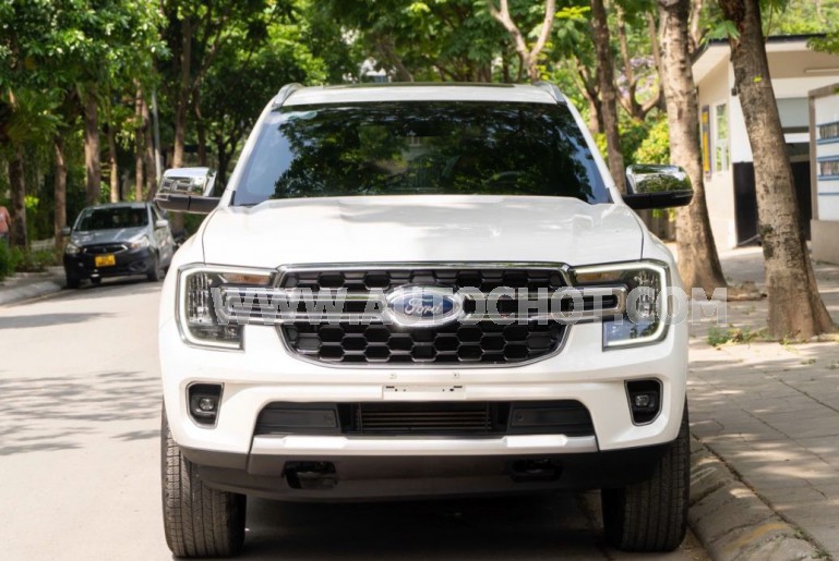 Ford Everest Titanium 2.0L 4x2 AT 2022