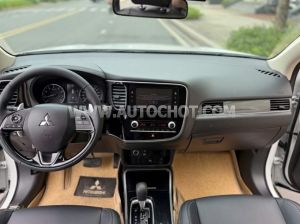 Xe Mitsubishi Outlander Premium 2.0 CVT 2021