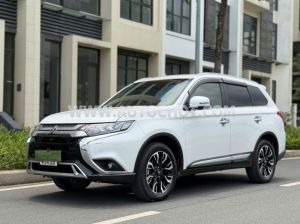 Xe Mitsubishi Outlander Premium 2.0 CVT 2021