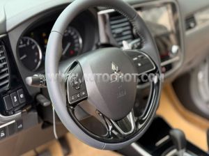 Xe Mitsubishi Outlander Premium 2.0 CVT 2021