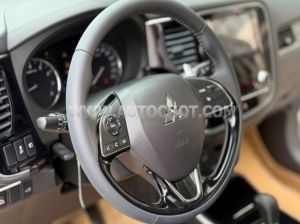 Xe Mitsubishi Outlander Premium 2.0 CVT 2021