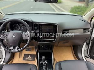 Xe Mitsubishi Outlander Premium 2.0 CVT 2021