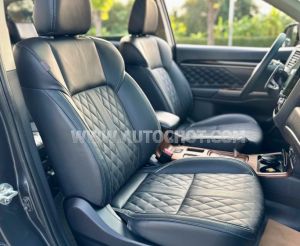 Xe Mitsubishi Outlander Premium 2.0 CVT 2022