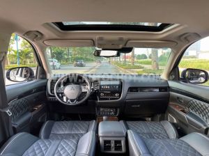 Xe Mitsubishi Outlander Premium 2.0 CVT 2022