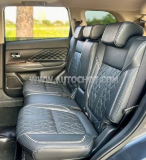 Xe Mitsubishi Outlander Premium 2.0 CVT 2022