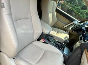 Xe Toyota Prado VX 2.7L 2021