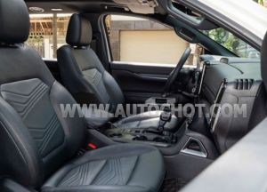 Xe Ford Everest Titanium 2.0L 4x2 AT 2024