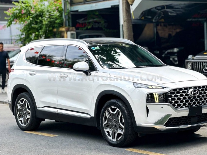 Hyundai SantaFe Cao cấp 2.5L HTRAC 2024