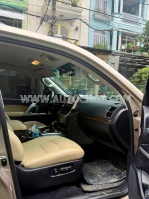 Xe Toyota Land Cruiser VX 4.6 V8 2017