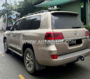 Xe Toyota Land Cruiser VX 4.6 V8 2017