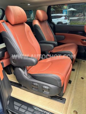 Xe Kia Carnival Signature 3.5G 2022