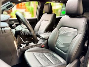 Xe Ford Everest Titanium Plus 2.0L 4x4 AT 2024