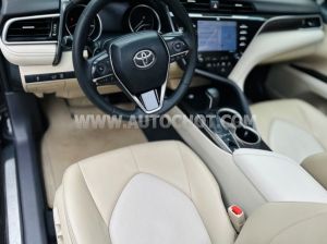 Xe Toyota Camry 2.5Q 2019