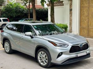 Xe Toyota Highlander Limited Hybrid 2.5 AWD 2020