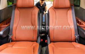 Xe Kia Carnival Signature 2.2D 2023