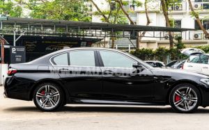 Xe BMW 5 Series 520i 2016