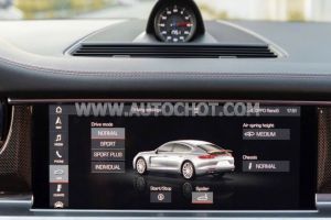 Xe Porsche Panamera 4 Executive 2018