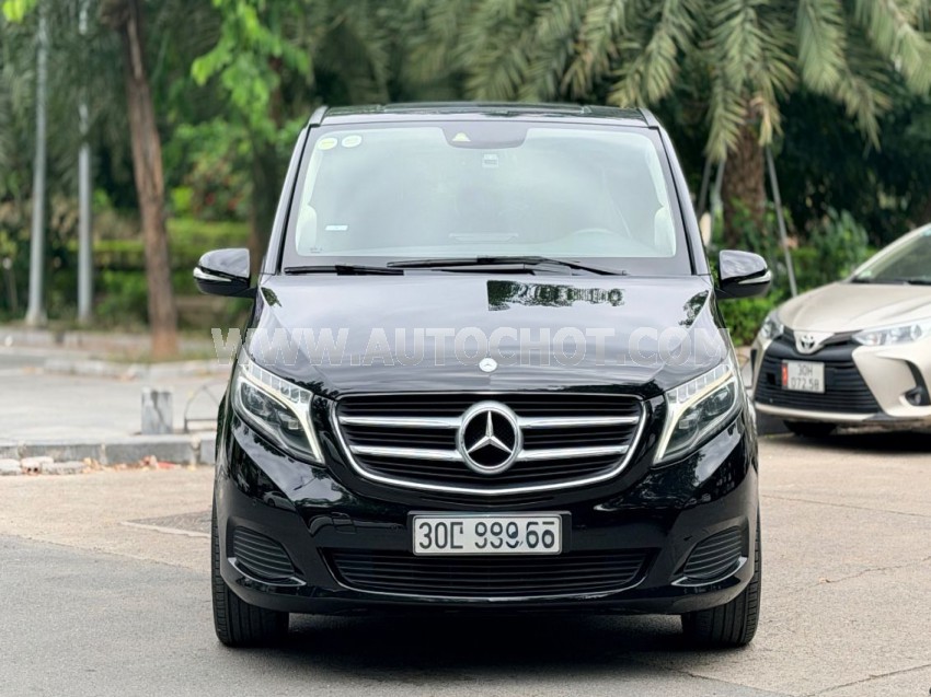 Mercedes Benz V class V220d CDI 2015