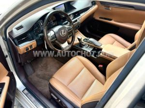 Xe Lexus ES 250 2017