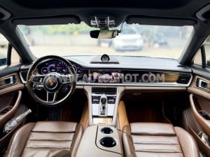 Xe Porsche Panamera 3.0 V6 2018