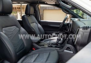 Xe Ford Everest Titanium 2.0L 4x2 AT 2024