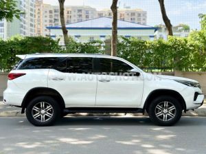 Xe Toyota Fortuner 2.4G 4x2 AT 2021
