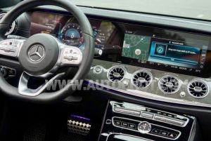 Xe Mercedes Benz E class E300 AMG 2020