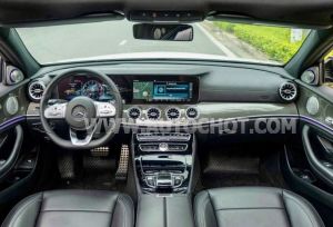 Xe Mercedes Benz E class E300 AMG 2020